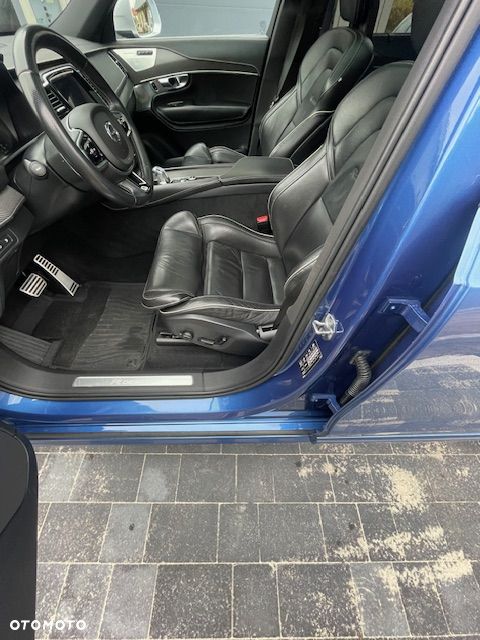 Volvo XC 90 T8 AWD Plug-In Hybrid R-Design 7os - 25
