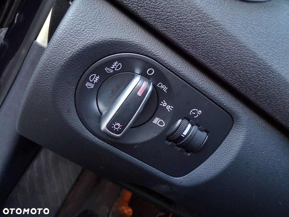 Audi A3 Sportback 2.0 TDI S line Sportpaket plus - 18