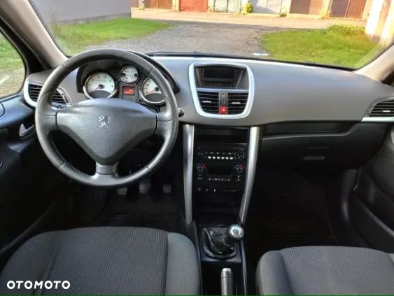 Peugeot 207 1.4 Trendy - 35