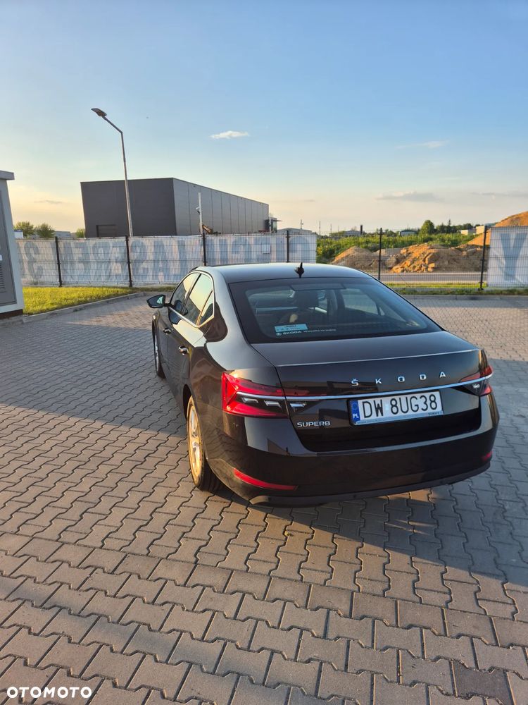 Skoda Superb 2.0 TDI SCR 4x4 Ambition DSG - 4