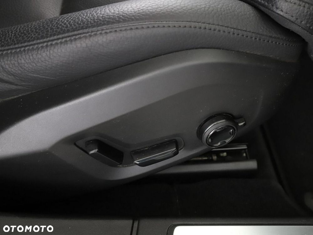 Volvo V90 T6 Recharge AWD Geartronic Inscription Expression - 40