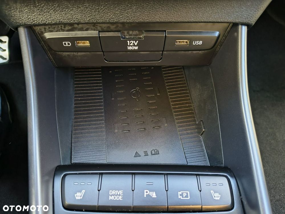 Hyundai Bayon 1.0 T-GDI Executive DCT - 25