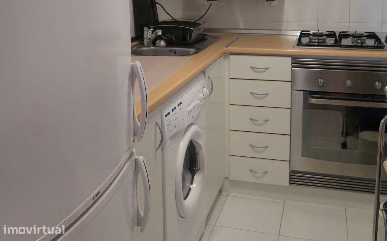 Apartamento T1 Venda em Santo António,Lisboa - Grande imagem: 3/15