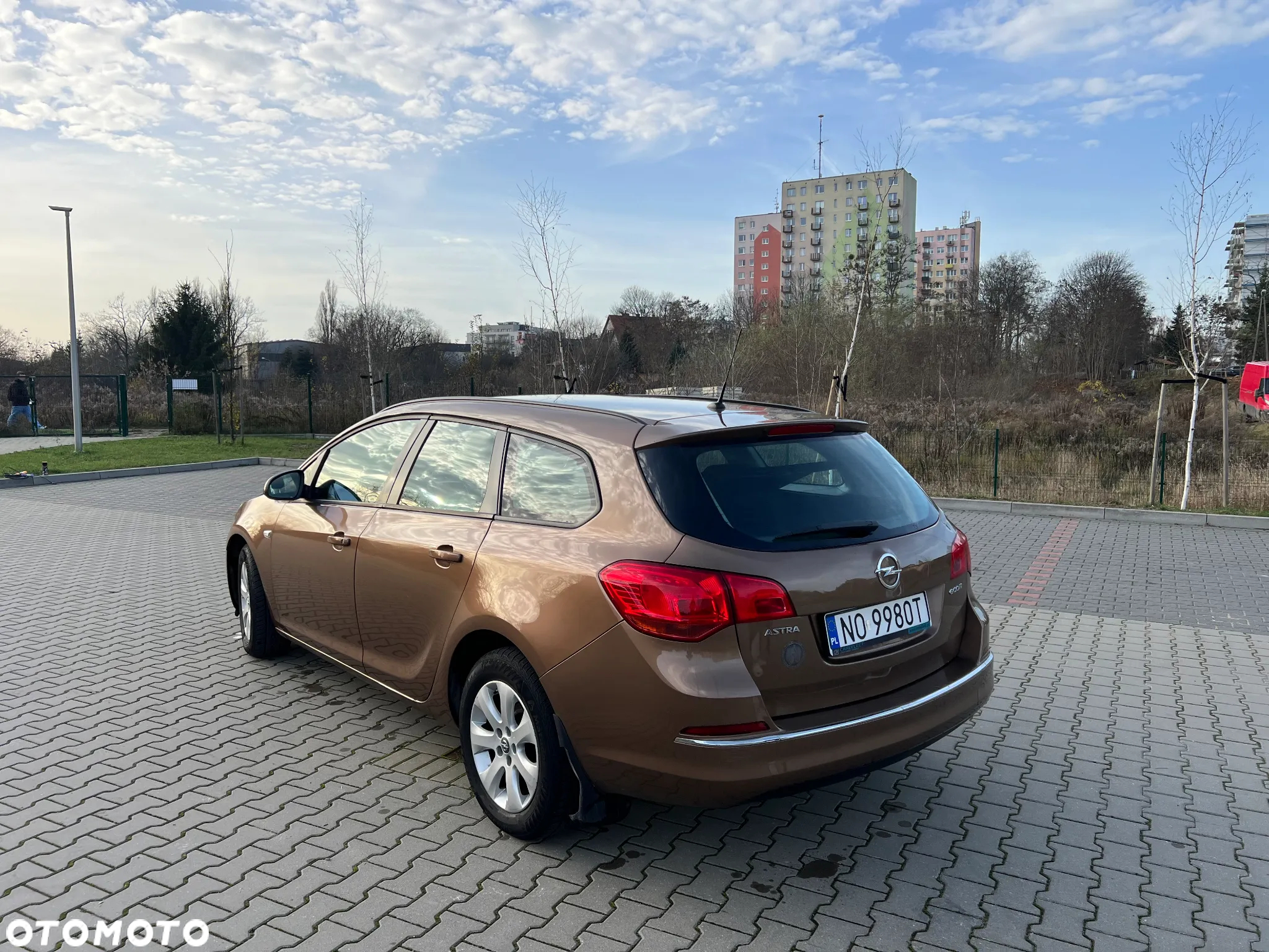 Opel Astra IV 1.4 T Enjoy - 9