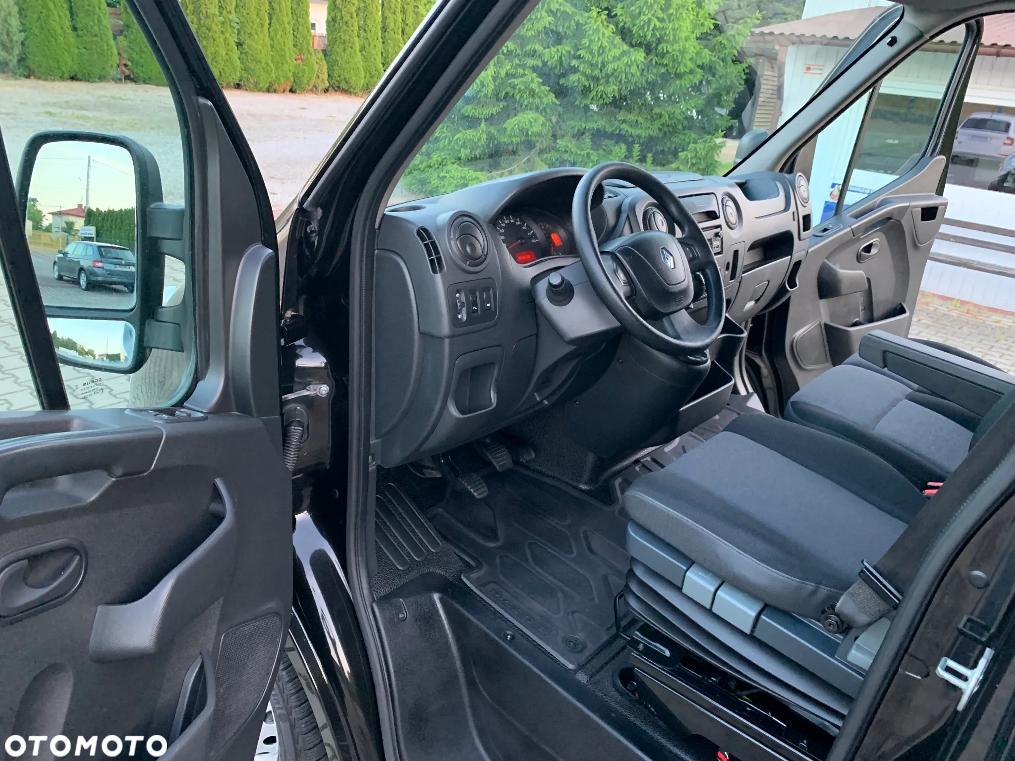 Renault MASTER 2,3dci -130KM L3H2 - 25