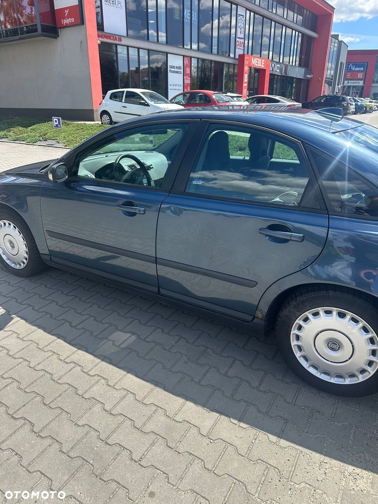 Volvo S40 2.0D - 5