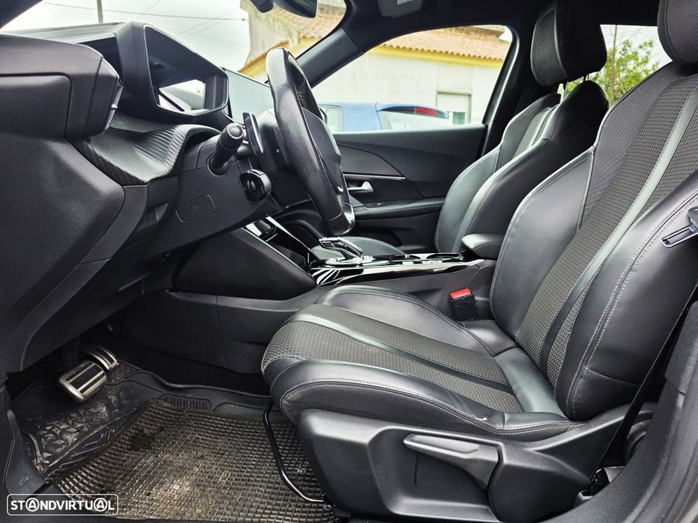 Peugeot 2008 1.5 BlueHDi GT Line EAT8 - 11