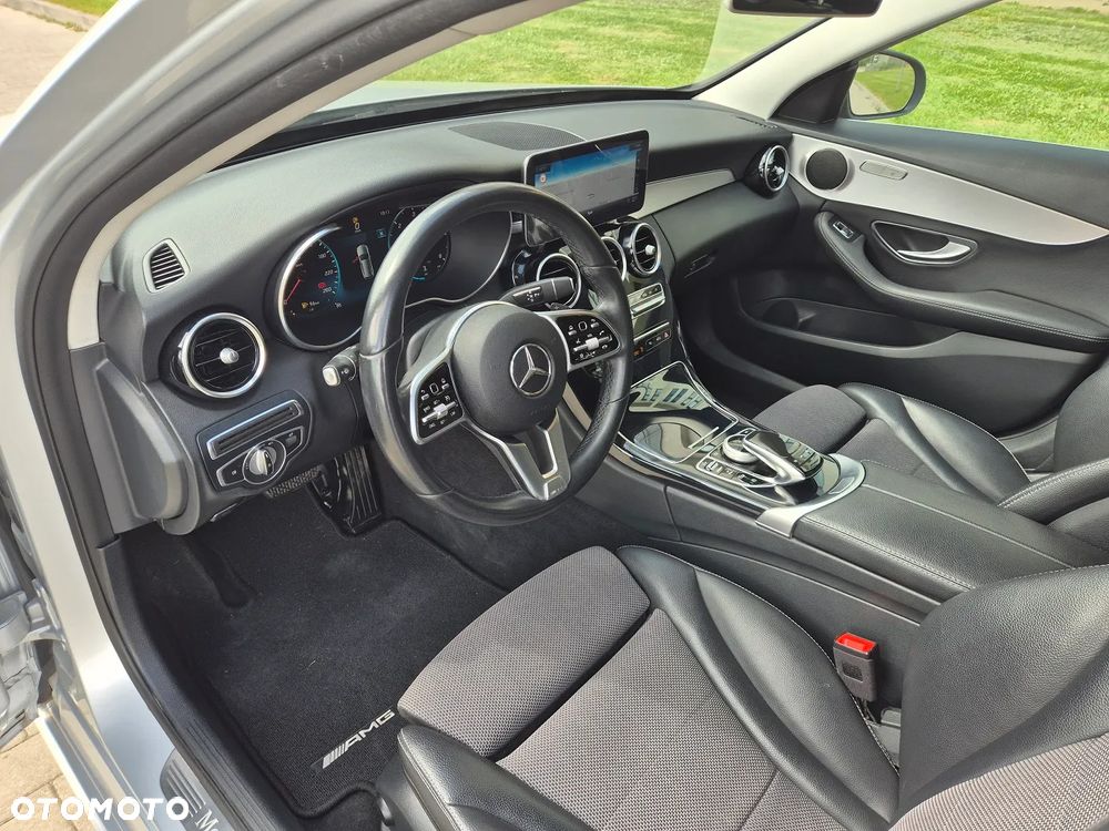 Mercedes-Benz Klasa C 220 d 4Matic 9G-TRONIC AMG Line - 12