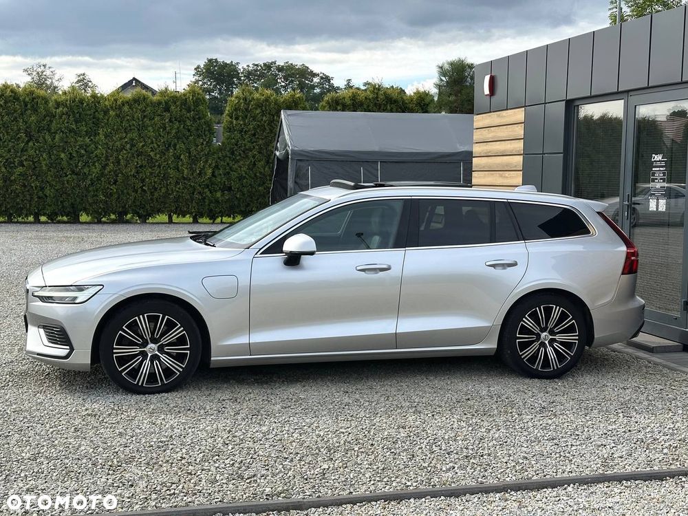 Volvo V60 T8 AWD Recharge Geartronic Inscription - 5
