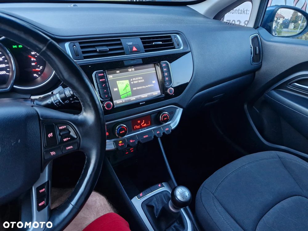 Kia Rio - 17