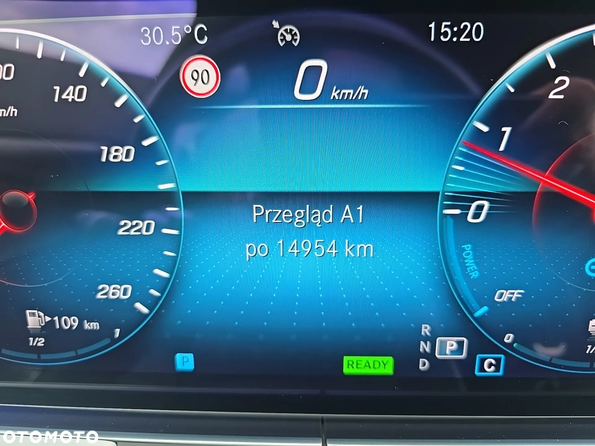 Mercedes-Benz Klasa E 300 de AMG - 26