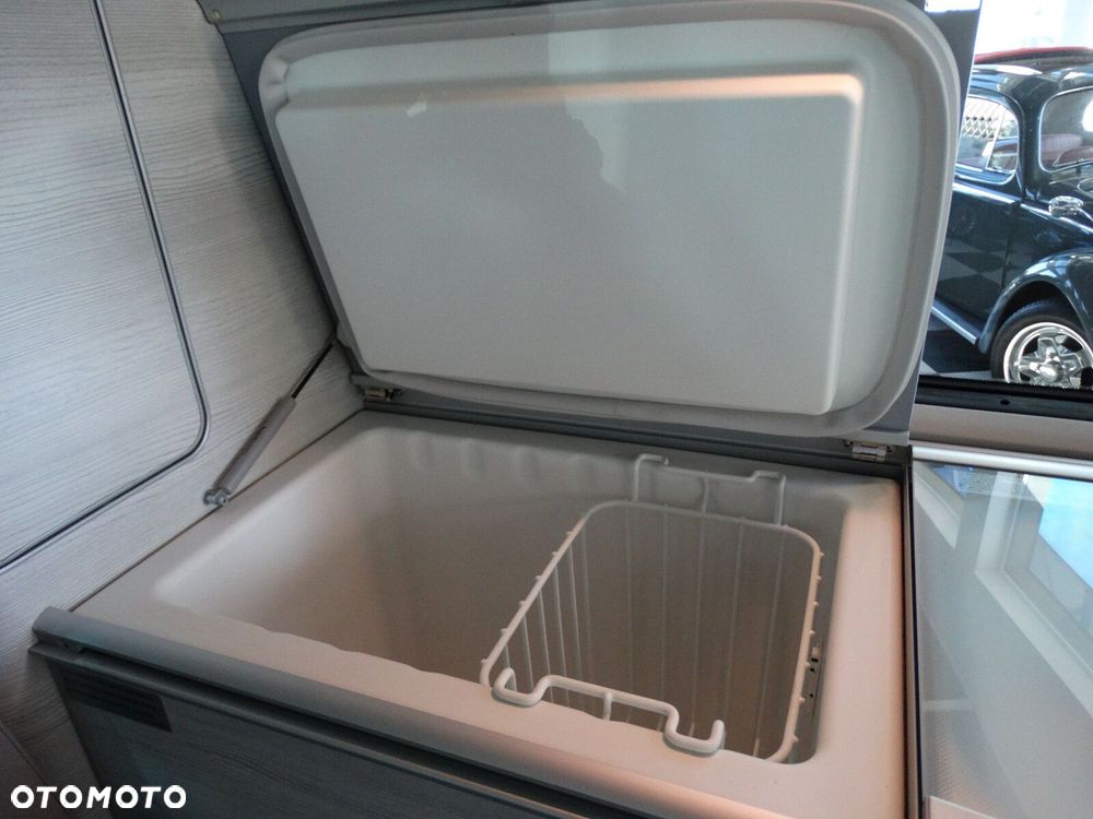Volkswagen California - 36