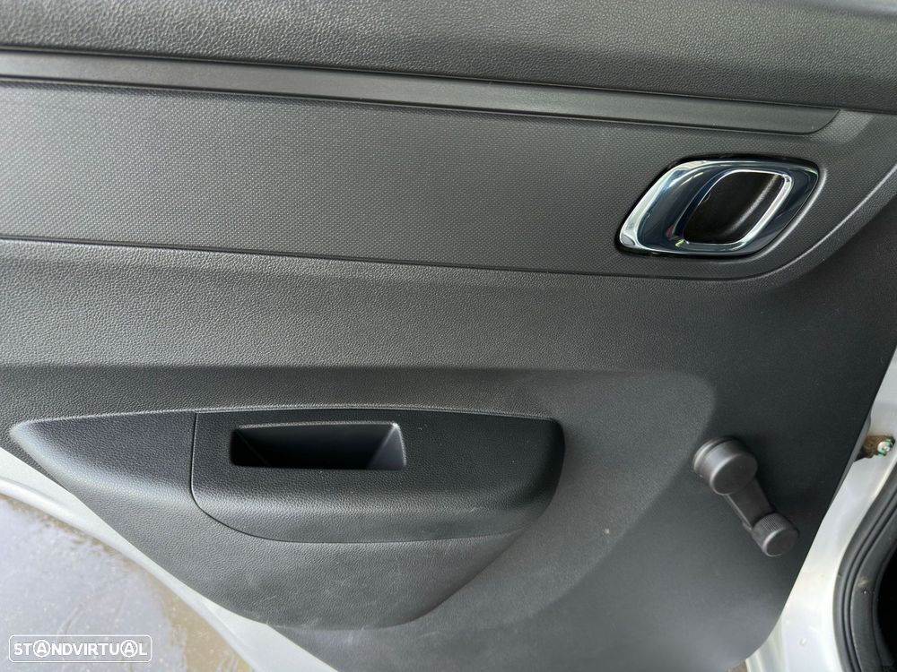 Dacia Spring Electric 45 Essential - 18