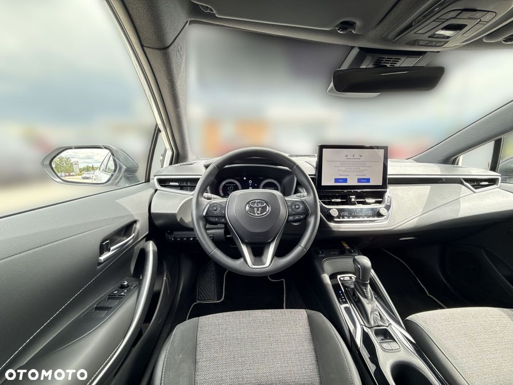 Toyota Corolla - 13