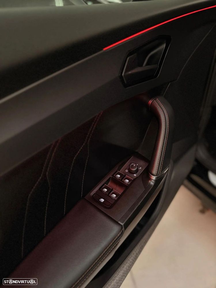 Cupra Formentor 1.4 e-Hybrid DSG - 24
