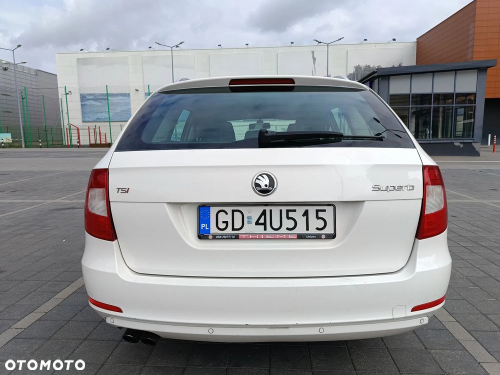Skoda Superb 1.8 TSI DSG Elegance - 6