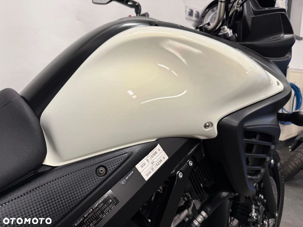 Suzuki V-STROM - 33