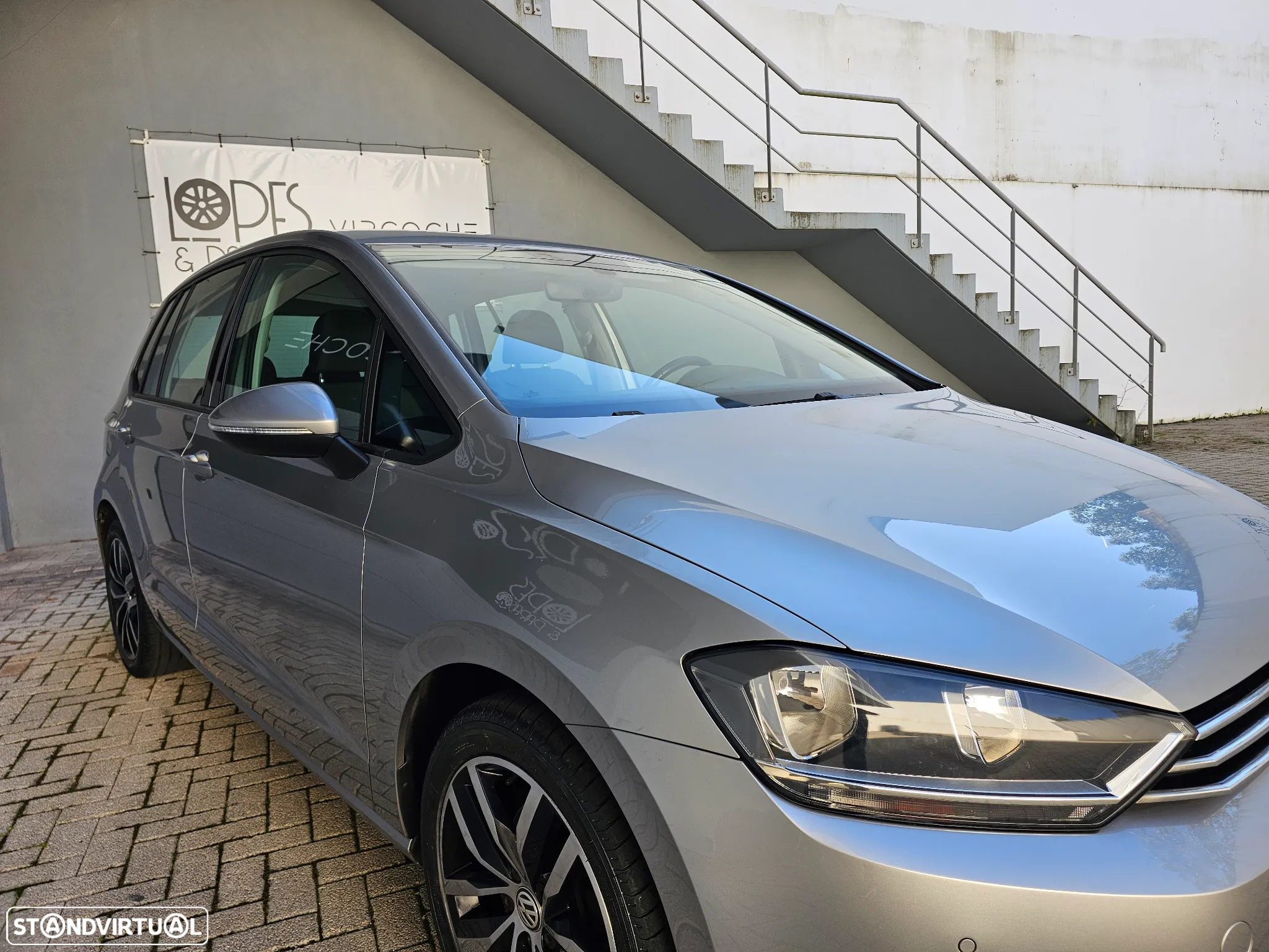 VW Golf 1.6 TDI Highline - 24