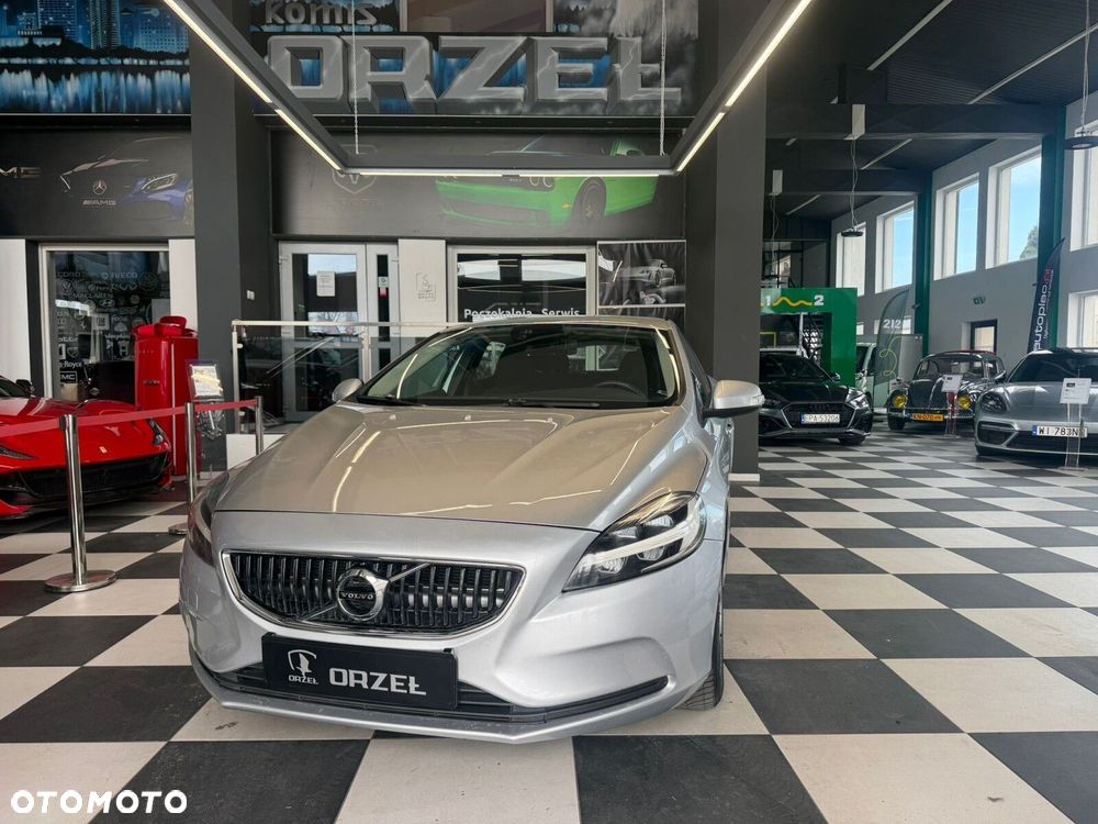 Volvo V40 - 1