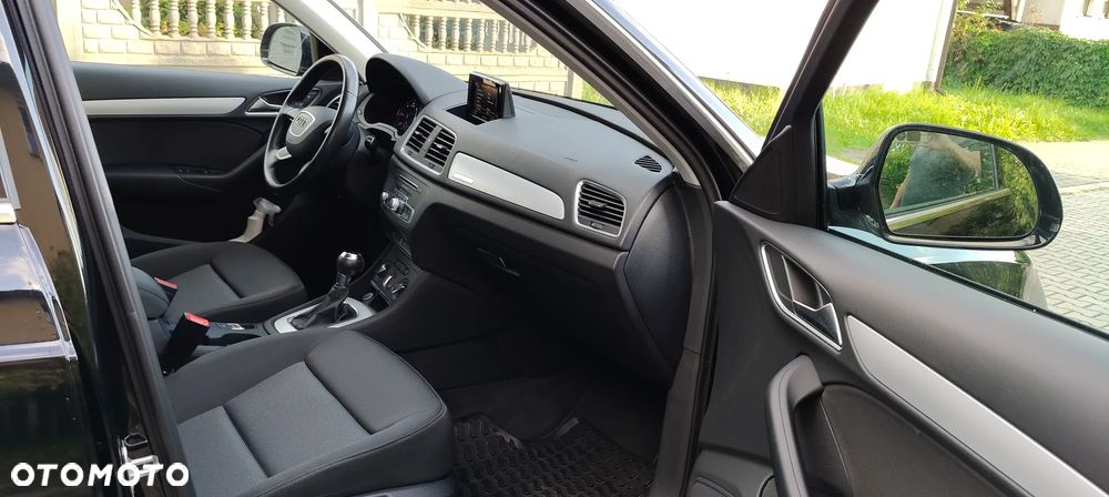 Audi Q3 ver-2-0-tdi-quattro-s-tronic-sport - 29