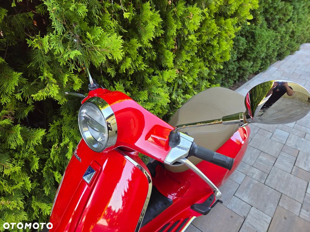 Piaggio Vespa - 16