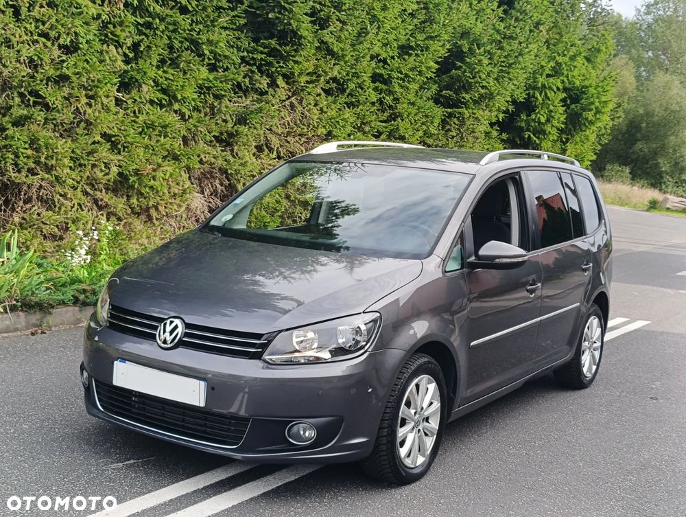Volkswagen Touran 1.6 TDI DPF BlueMotion Technology DSG Comfortline - 4