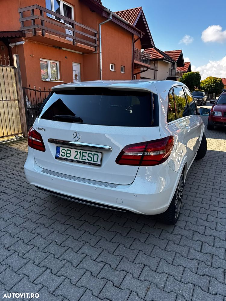 Mercedes-Benz B Electric Drive 250 e - 3