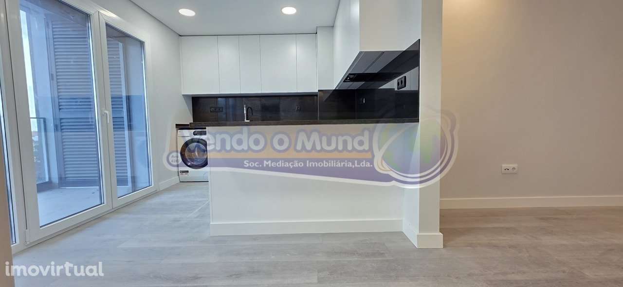 Apartamento T2 no Sobralinho (SOB016A) - Grande imagem: 3/25