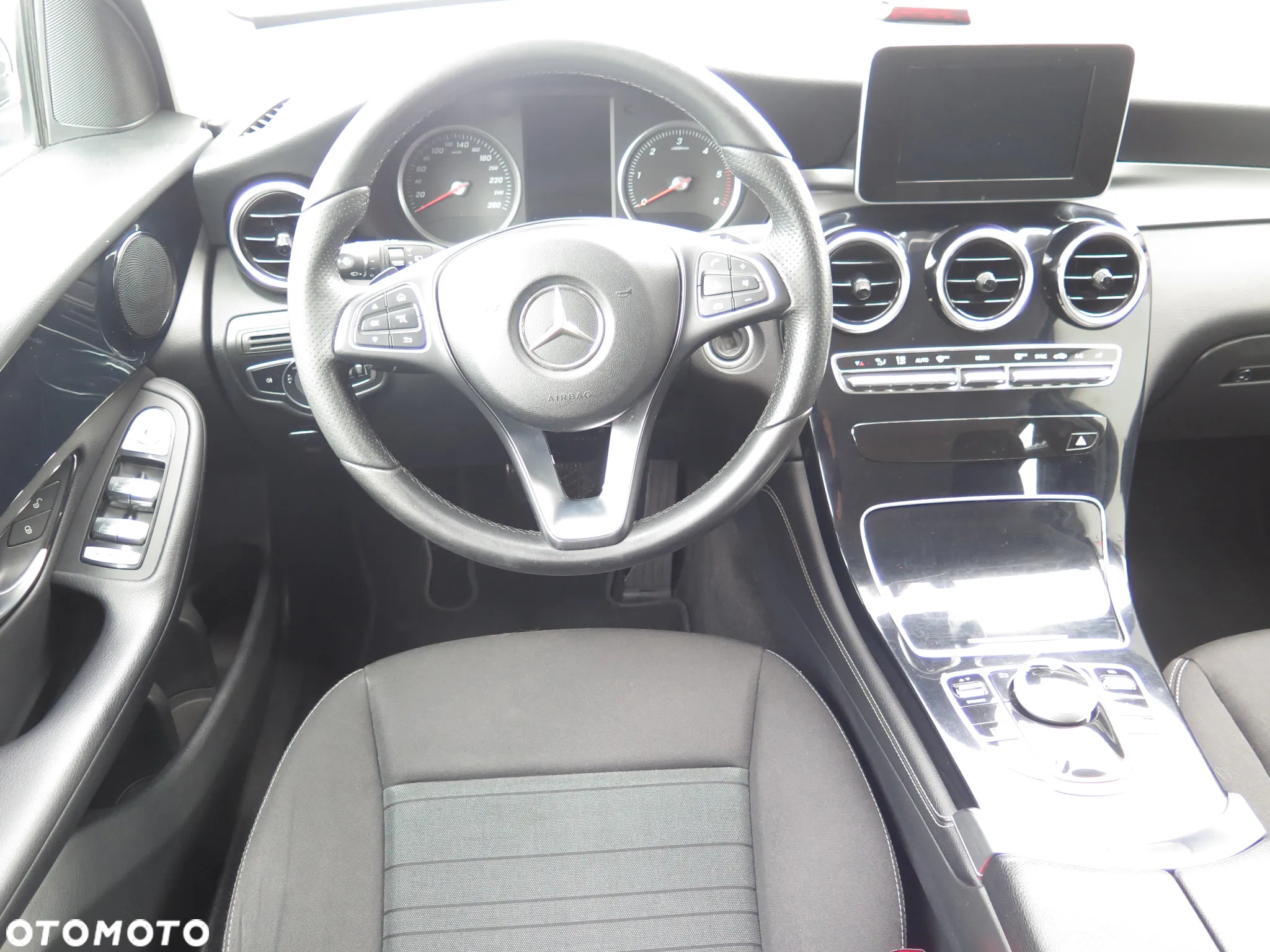 Mercedes-Benz GLC 220 d 4-Matic - 18