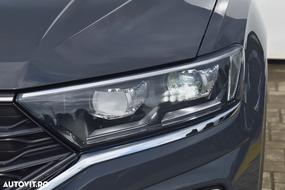 Volkswagen T-Roc 2.0 TDI DSG Design - 13