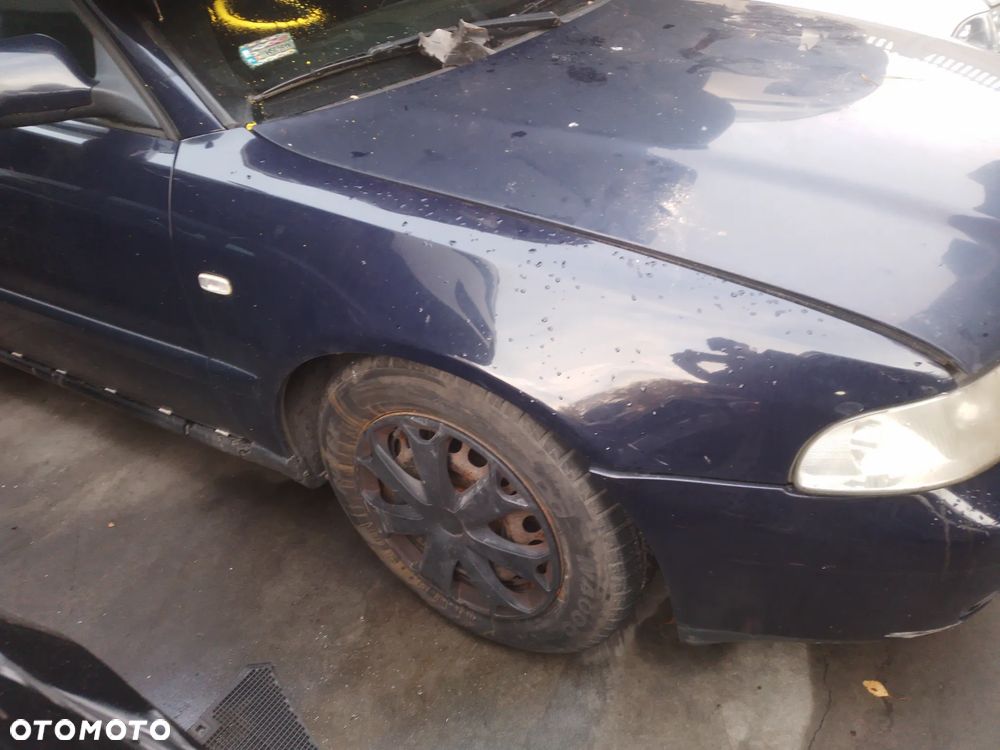 AUDI A4 B5 KOMBI 99-01  1.9 AJM   LAMPA TYŁ PRAWA LEWA - 9