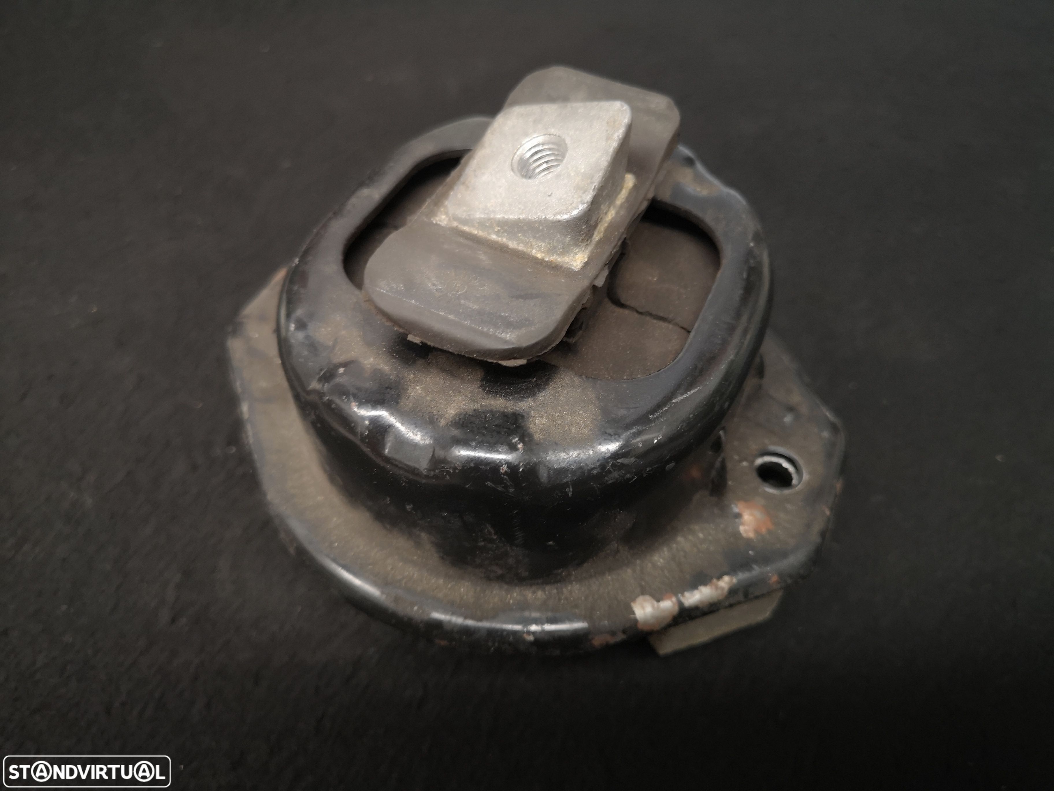Apoio de motor BMW7 E65 E66 2002+  (3x no estoque) - 1