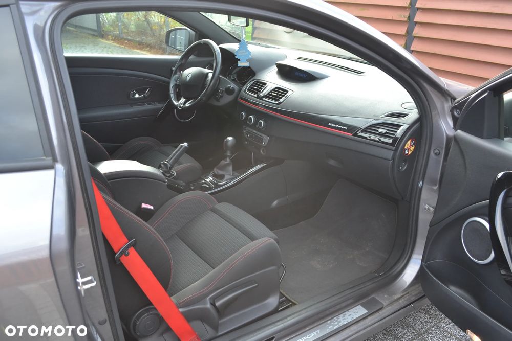 Renault Megane 2.0 16V R.S - 6