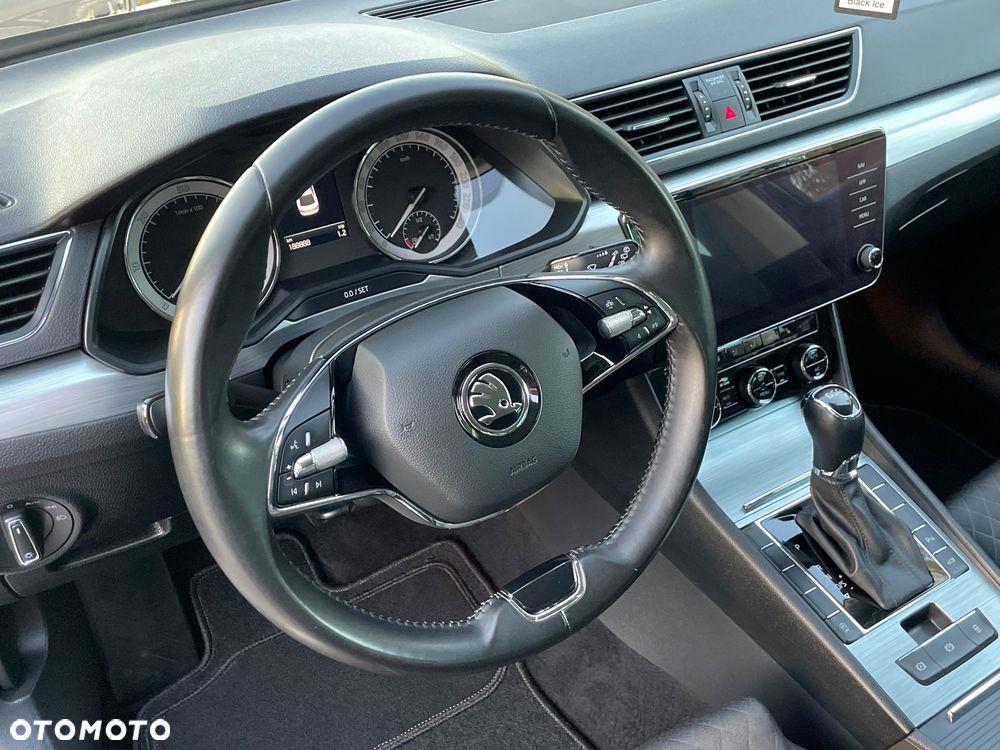 Skoda Superb 2.0 TDI SCR Ambition DSG - 8