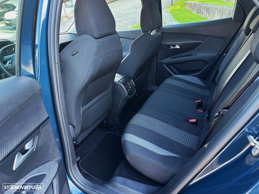 Peugeot 3008 1.5 BlueHDi Active - 22