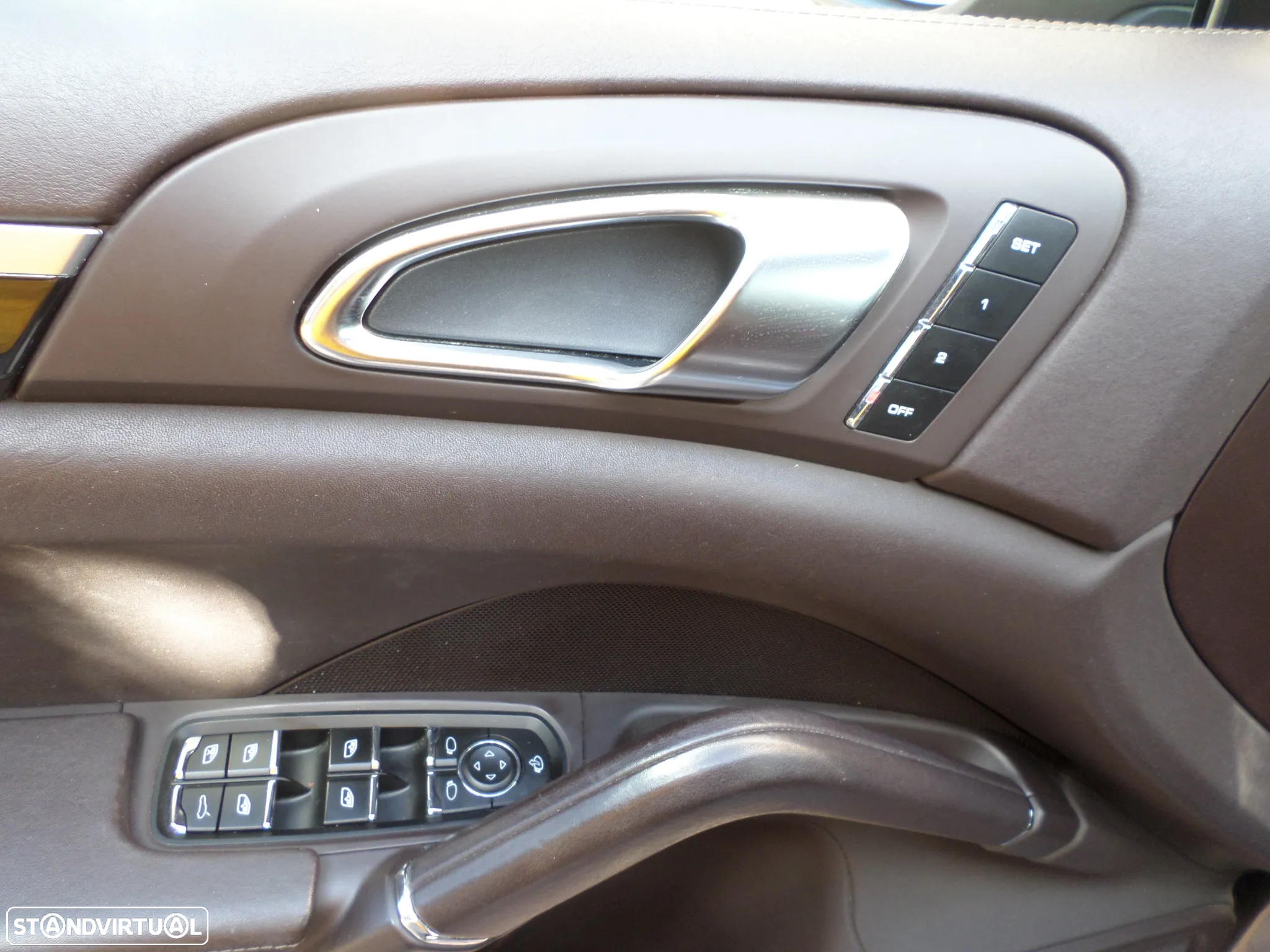 Porsche Cayenne S Hybrid - 12