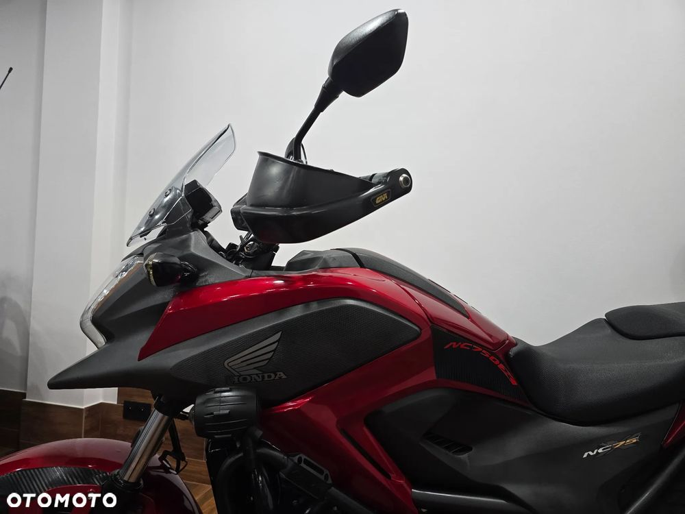 Honda NC - 23