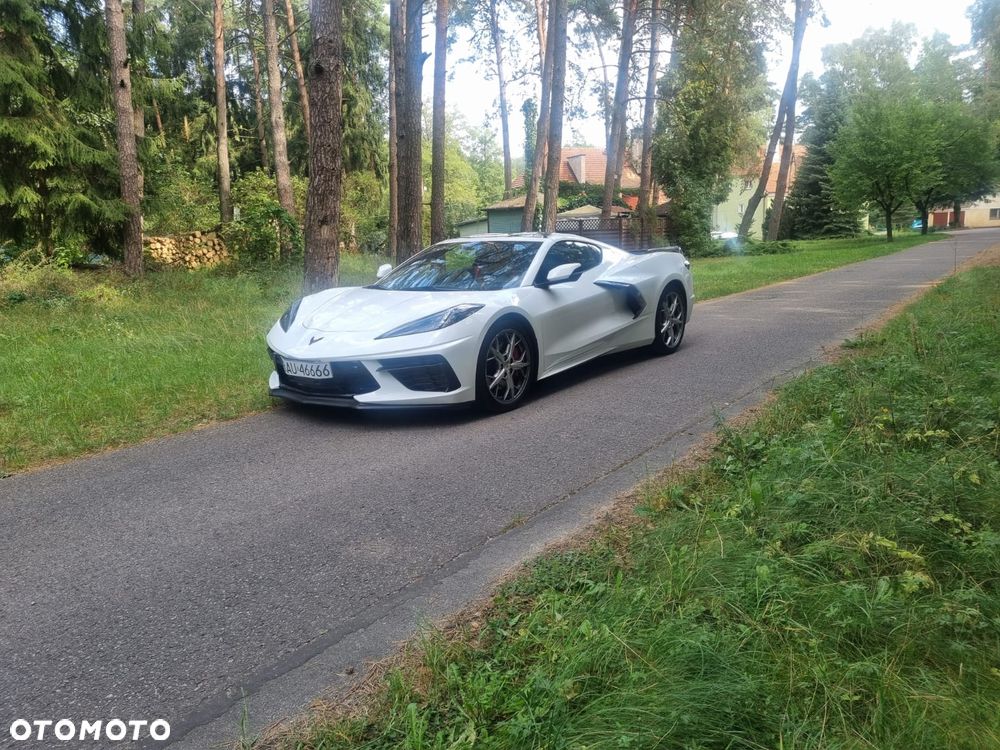 Chevrolet Corvette - 2