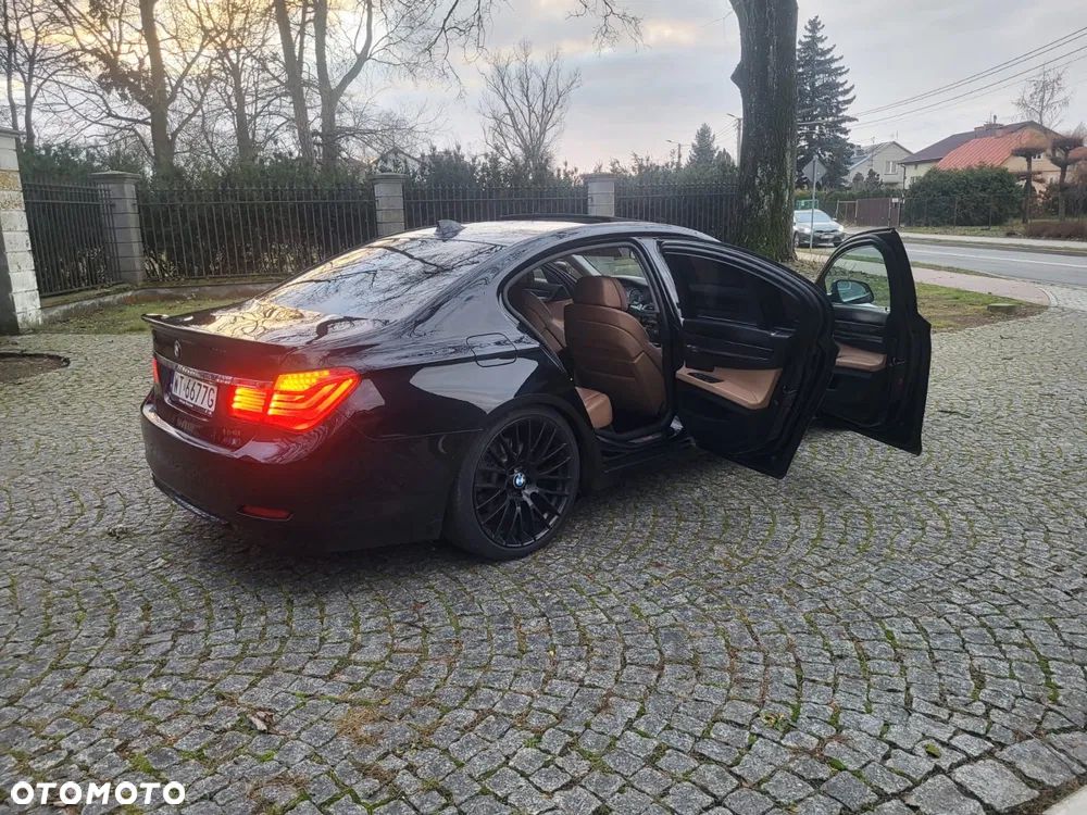 BMW Seria 7 730d - 8