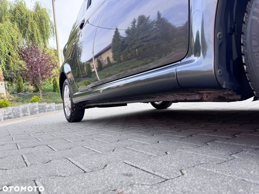 Toyota Aygo Connect - 19