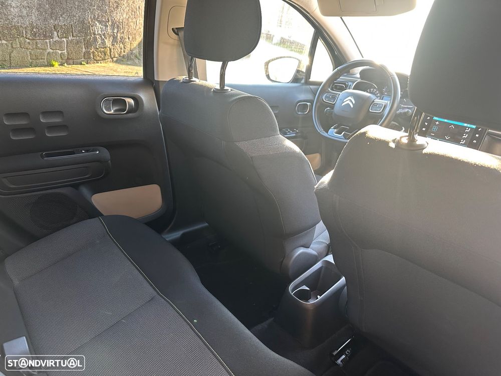 Citroën C3 1.2 PureTech Shine - 4