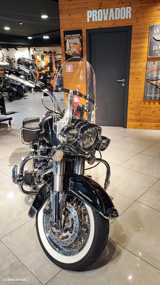 Harley-Davidson Road King Classic - 16