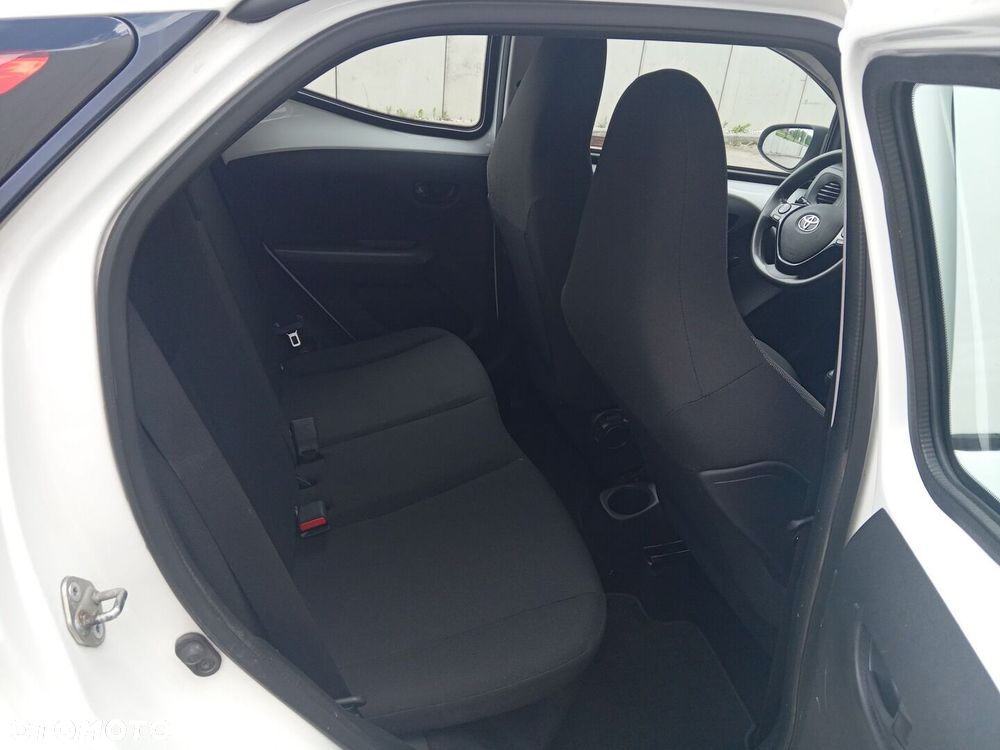 Toyota Aygo - 11