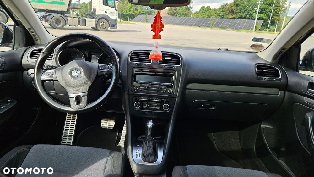 Volkswagen Golf 1.6 TDI DPF DSG Style - 17