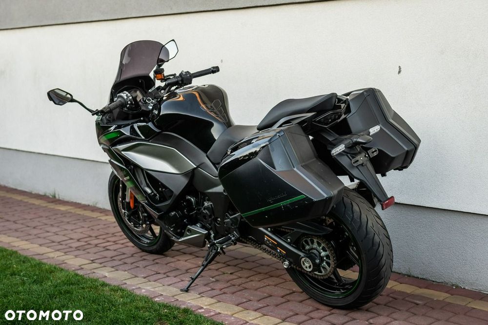 Kawasaki Z - 8