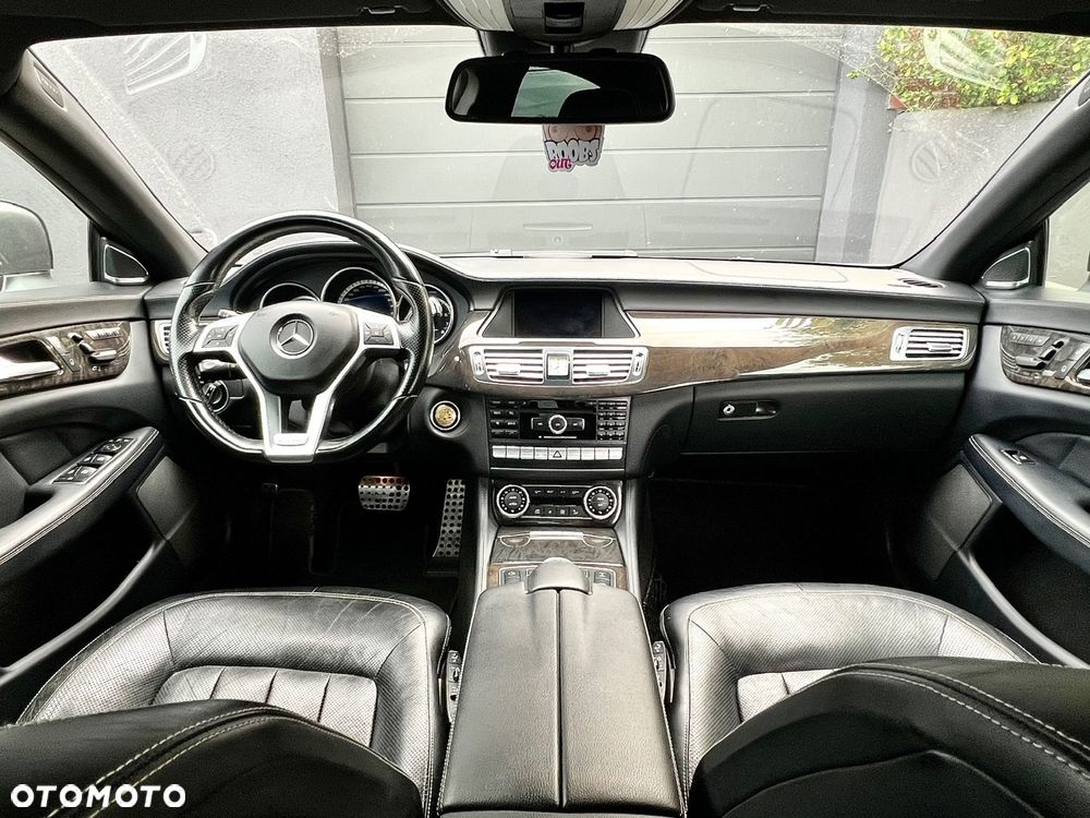 Mercedes-Benz CLS 500 BlueEFFICIENCY 7G-TRONIC - 26