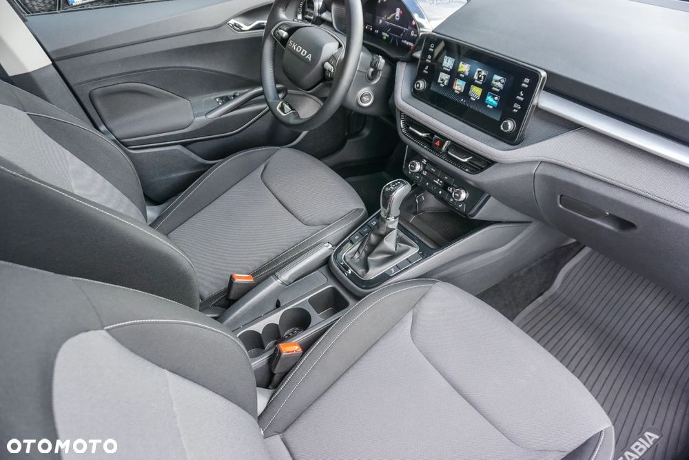 Skoda Fabia 1.0 TSI Selection DSG - 33