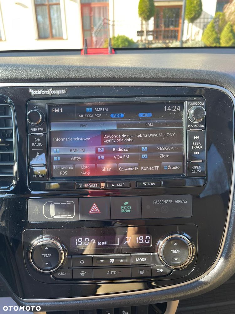 Mitsubishi Outlander - 9