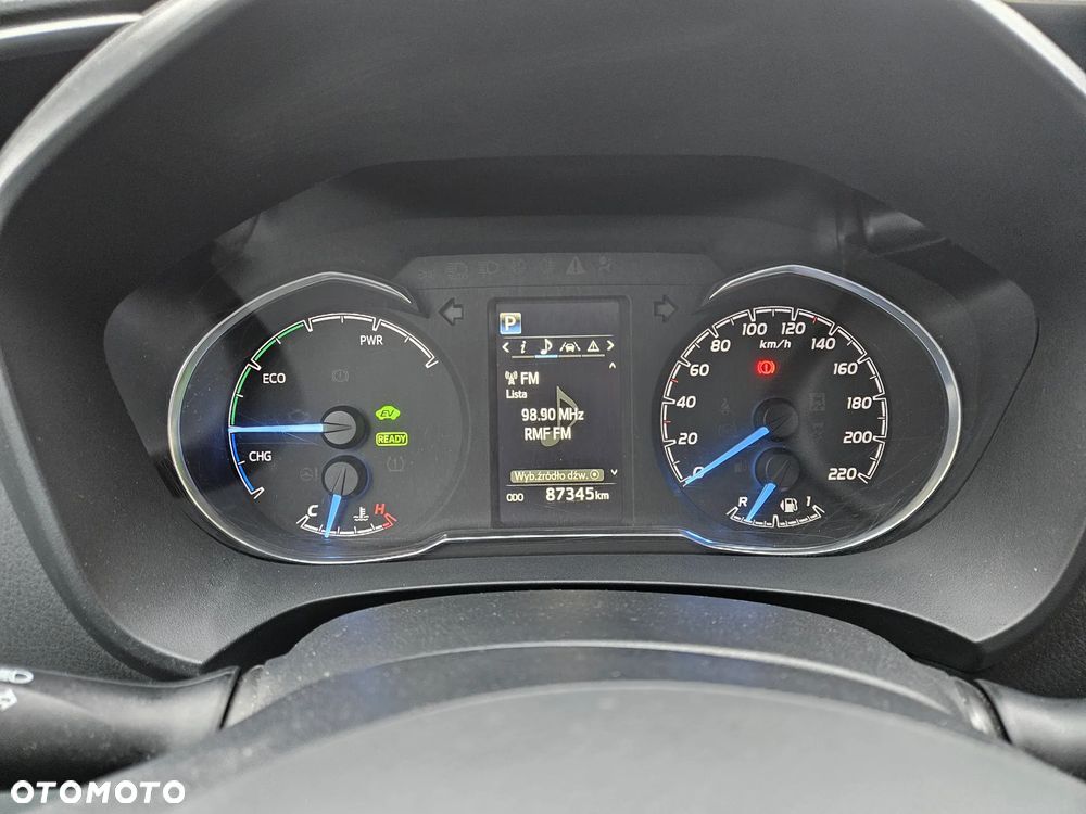 Toyota Yaris Hybrid 100 Selection - 19