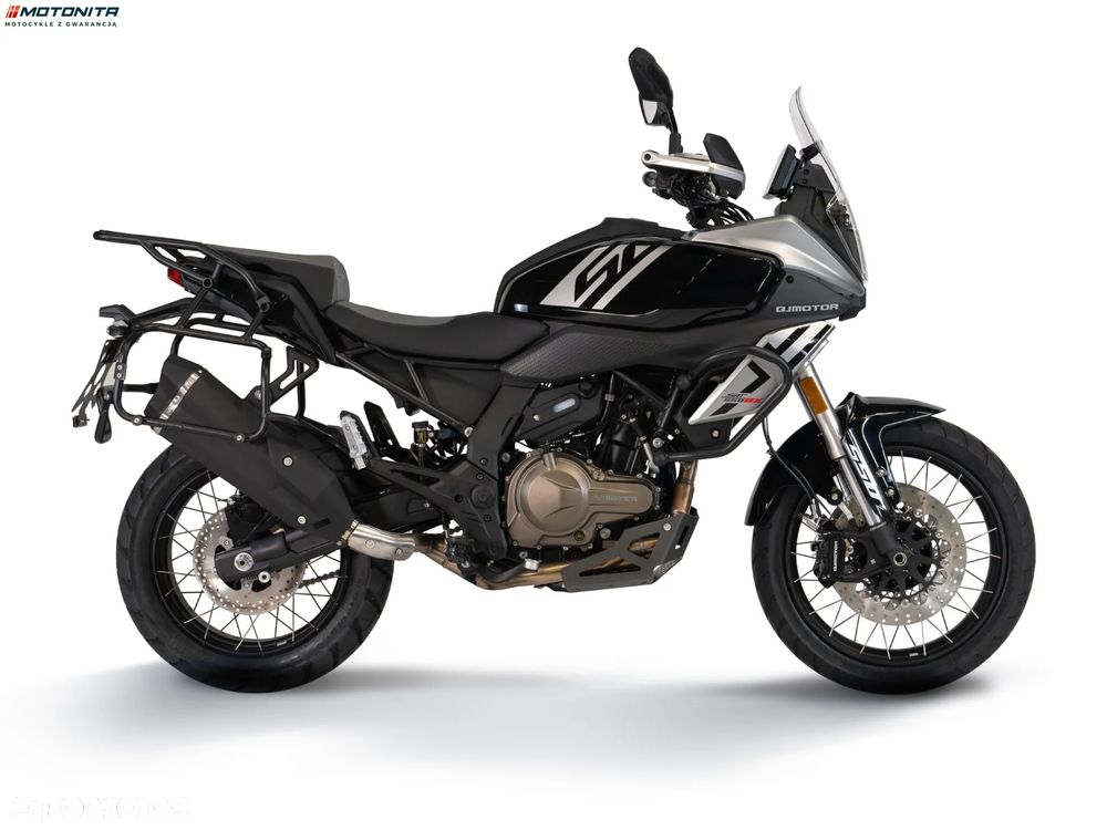 QJMOTOR SRT 600SX - 6